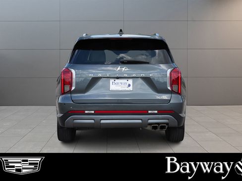 Used 2023 Hyundai Palisade Limited image 6