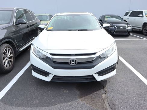 Certified 2017 Honda Civic EX image 3