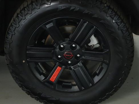 Certified 2025 Nissan Rogue SV image 38