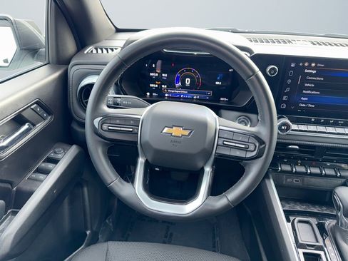 Certified 2024 Chevrolet Colorado LT w/ LT Convenience Package RWD image 11