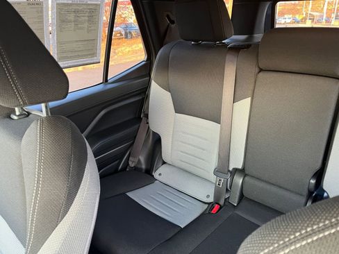 Used 2025 Toyota 4Runner TRD Off-Road image 38