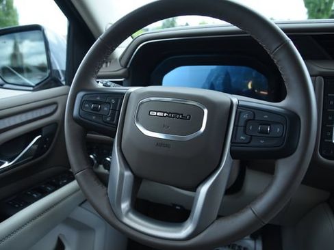Used 2023 GMC Yukon XL Denali w/ Max Trailering Package AWD/4WD image 13