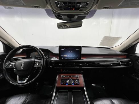 Used 2022 Lincoln Aviator Reserve w/ Equipment Group 201A AWD/4WD image 21