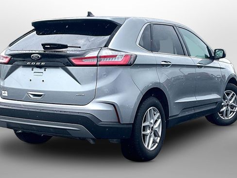 Used 2024 Ford Edge SEL w/ Convenience Package AWD/4WD image 11