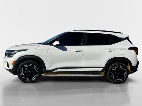 Used 2024 Kia Seltos SX image 2