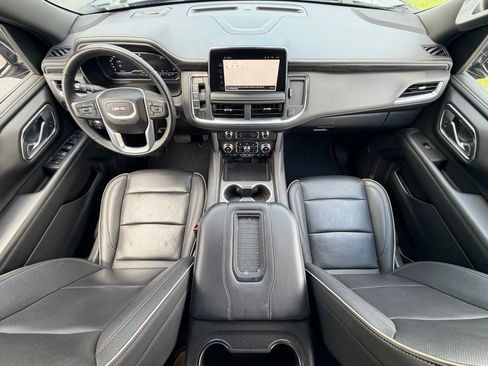 Used 2024 GMC Yukon XL SLT RWD image 20