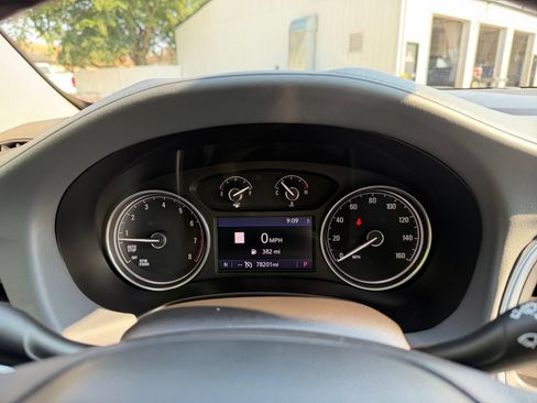 Used 2021 Buick Enclave Essence w/ Sound and Sites Package FWD image 16