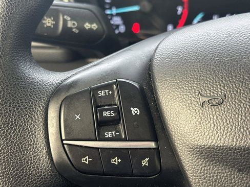 Used 2020 Ford Escape SE image 25