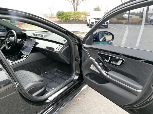 Used 2021 Mercedes-Benz S 500 4MATIC image 55