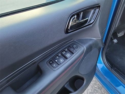 Used 2024 Dodge Durango GT image 12