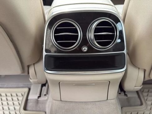 Used 2014 Mercedes-Benz S 550 Sedan image 26
