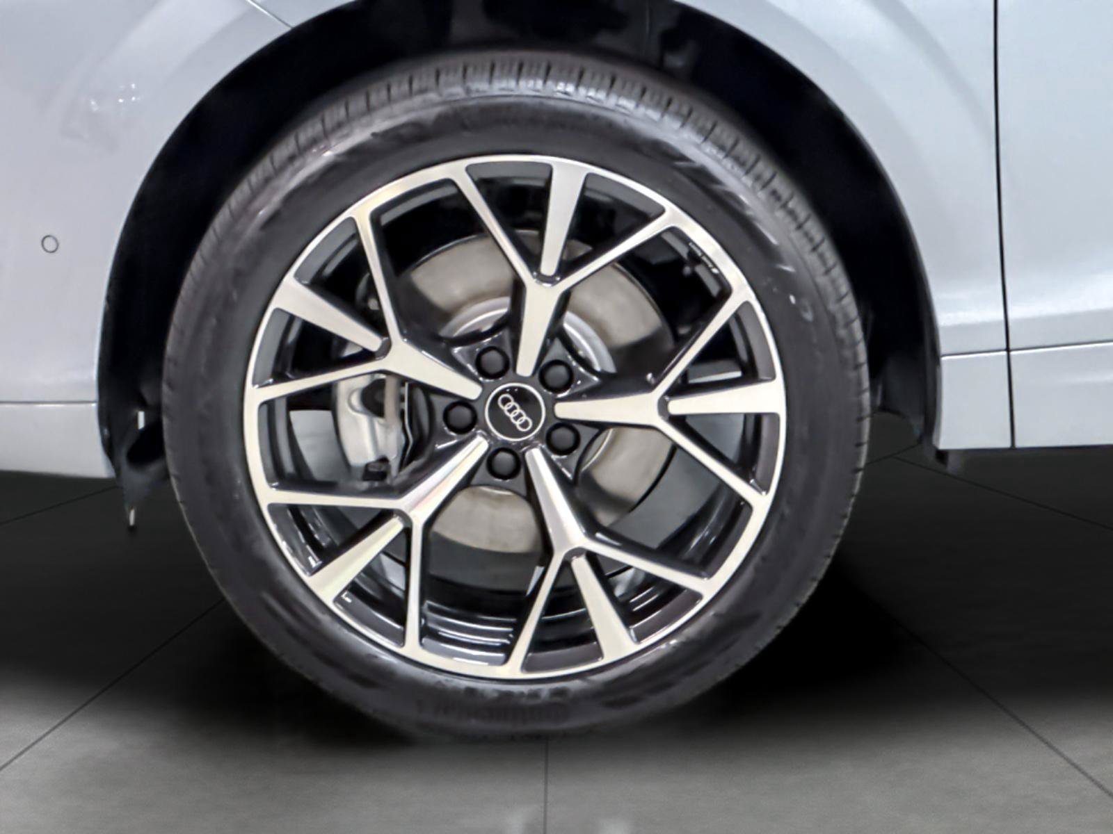New 2026 Audi Q3 quattro 2.0T AWD/4WD image 25