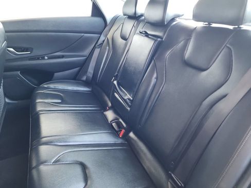Used 2024 Hyundai Elantra Limited FWD image 39