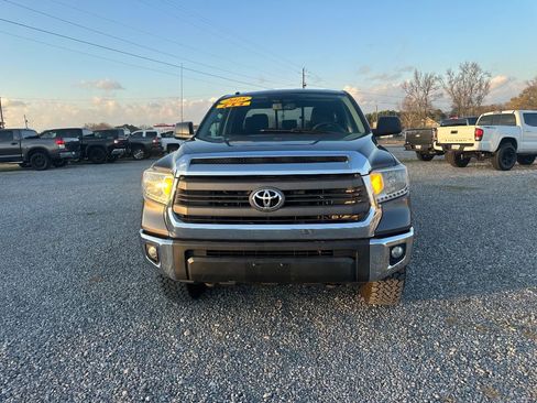 Used 2015 Toyota Tundra SR5 w/ TRD Off Road Package image 4