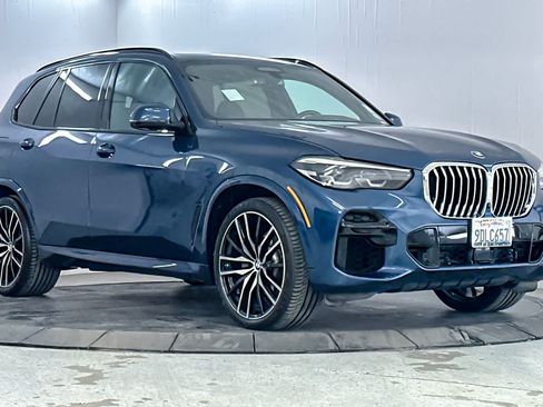 Used 2023 BMW X5 xDrive40i w/ M Sport Package AWD/4WD image 9