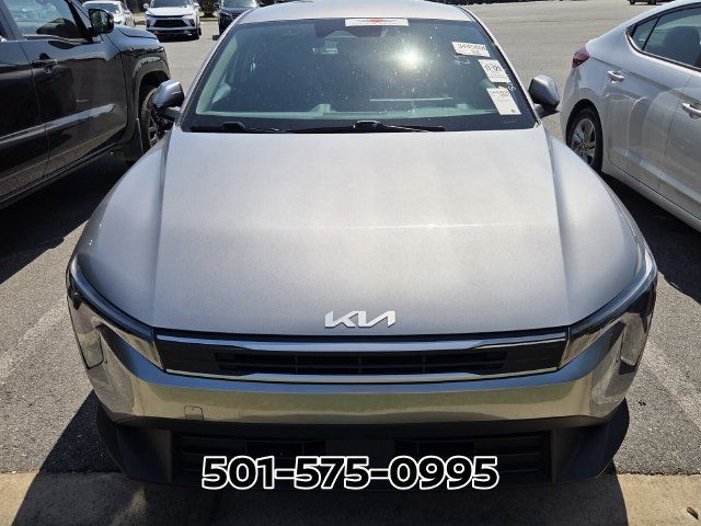 Used 2025 Kia K4 FWD image 6