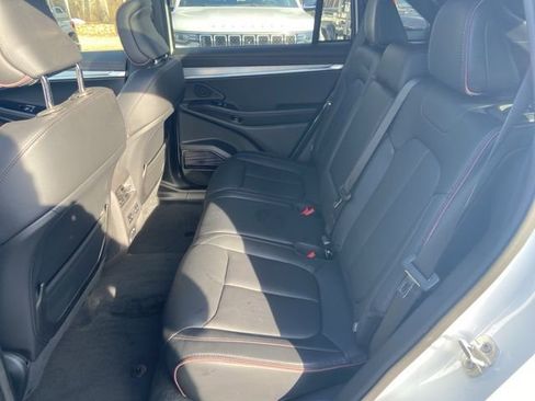 Used 2024 Jeep Wagoneer Launch Edition image 15