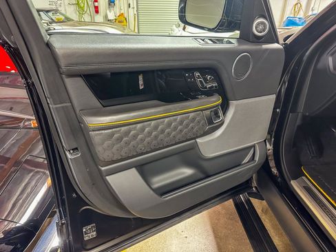 Used 2019 Land Rover Range Rover Supercharged AWD/4WD image 27