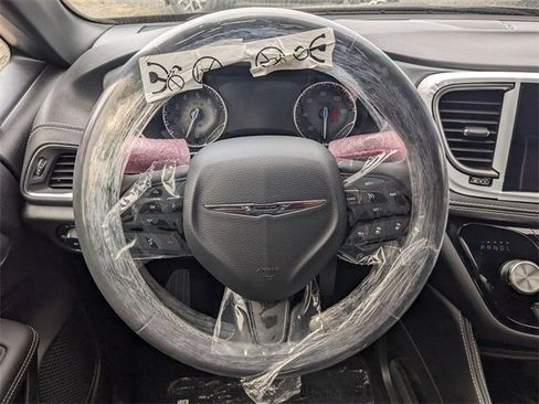 New 2026 Chrysler Pacifica Limited w/ S Appearance Package image 16