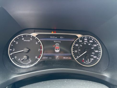 Used 2025 Nissan Sentra SV image 12