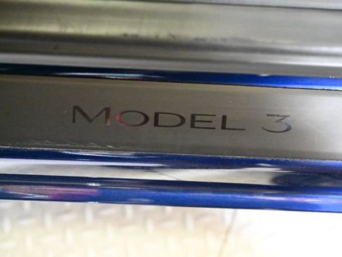 Used 2023 Tesla Model 3 Standard Range RWD image 41