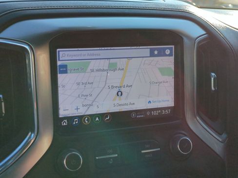 Used 2022 Chevrolet Silverado 2500 LTZ w/ LTZ Premium Package image 19