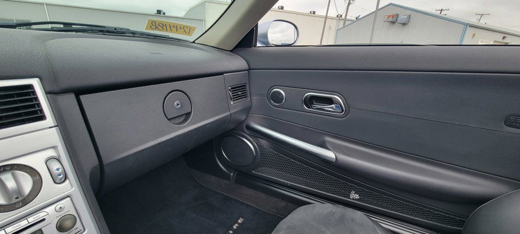 Used 2005 Chrysler Crossfire SRT-6 RWD image 15