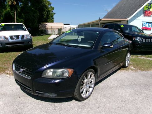 Used 2006 Volvo C70 T5 FWD image 2