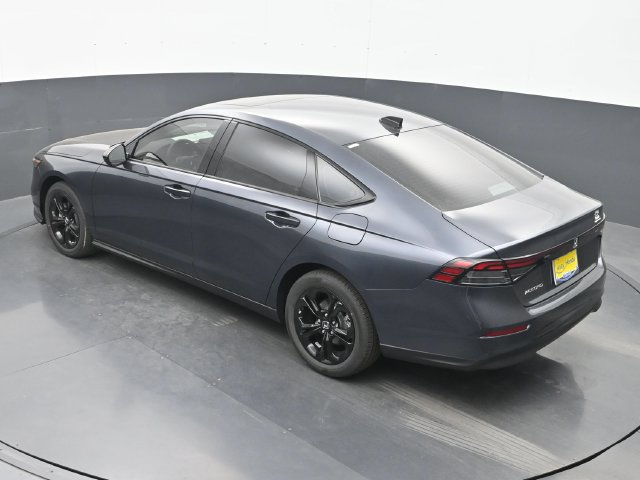 Used 2025 Honda Accord SE image 20