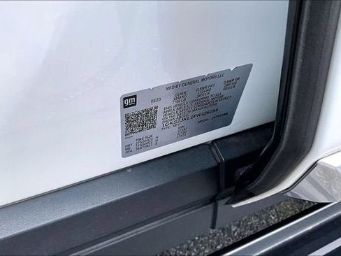 Used 2023 GMC Yukon XL Denali AWD/4WD image 35