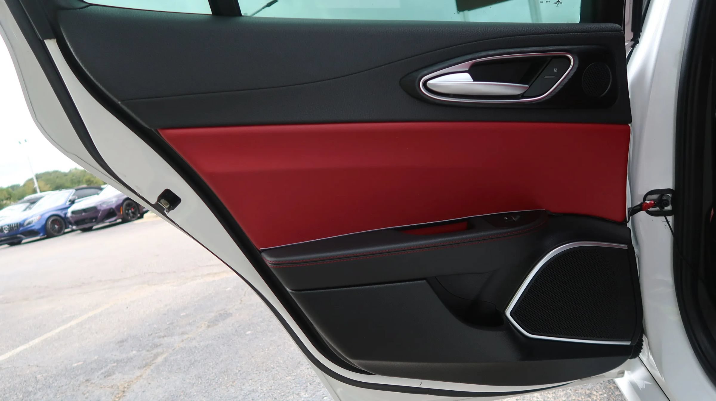 Used 2020 Alfa Romeo Giulia RWD image 44
