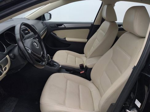 Used 2017 Volkswagen Jetta SE FWD image 17
