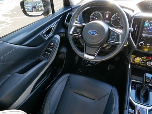 Used 2023 Subaru Forester Limited image 9