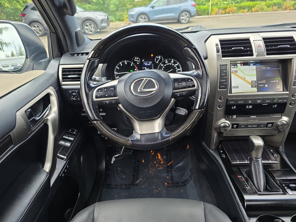 Used 2021 Lexus GX 460 Premium w/ Accessory Package AWD/4WD image 7