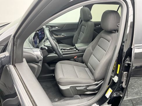 Certified 2025 Chevrolet Equinox LT image 11