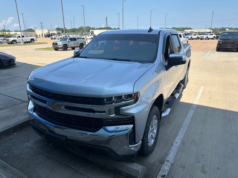Used 2019 Chevrolet Silverado 1500 LT w/ All-Star Edition AWD/4WD image 1