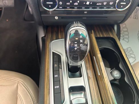 Used 2015 Maserati Ghibli RWD image 8