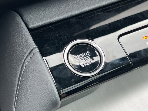 New 2025 Lincoln Navigator L Reserve w/ Jet Appearance Package image 22