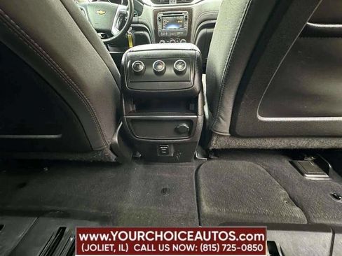 Used 2016 Chevrolet Traverse LT w/ Style and Technology Package image 44