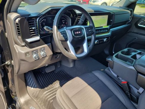 Used 2023 GMC Sierra 1500 Elevation AWD/4WD image 19