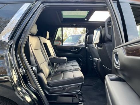 Used 2023 Chevrolet Tahoe High Country w/ Advanced Technology Package AWD/4WD image 33