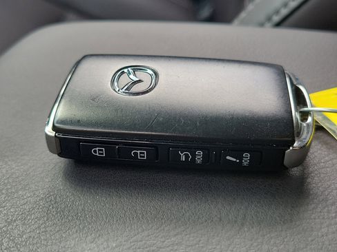 Used 2025 MAZDA CX-5 Signature image 33