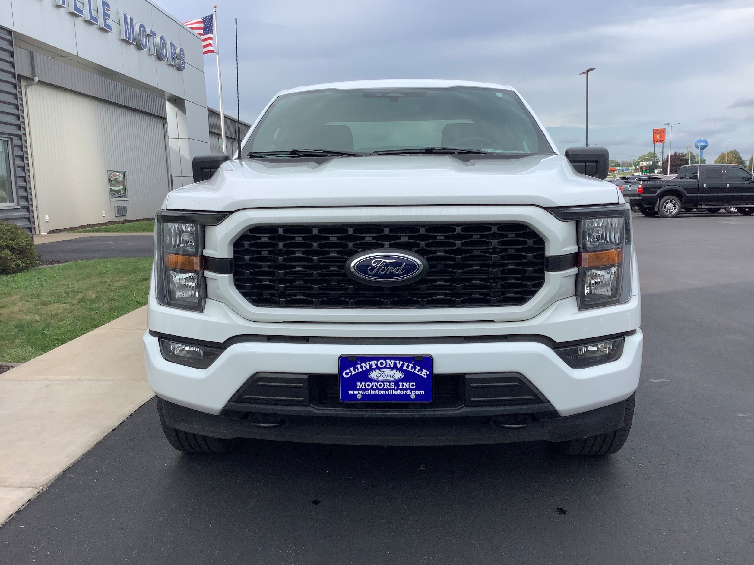 Used 2023 Ford F150 XL w/ STX Appearance Package AWD/4WD image 3