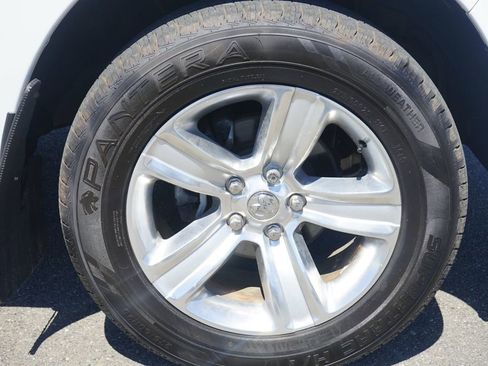 Used 2015 RAM 1500 Sport w/ Remote Start & Security Group image 10