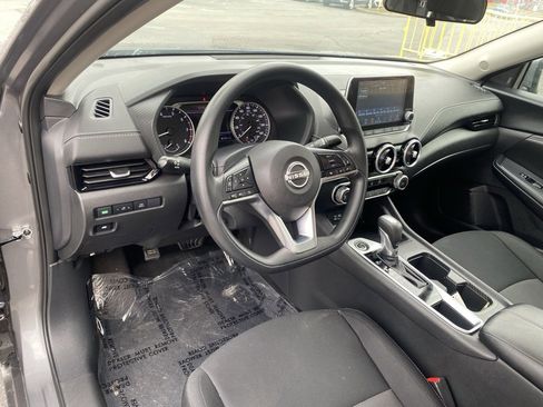 Used 2024 Nissan Sentra SV image 13