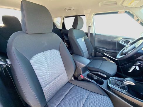 Used 2021 Kia Soul LX image 14