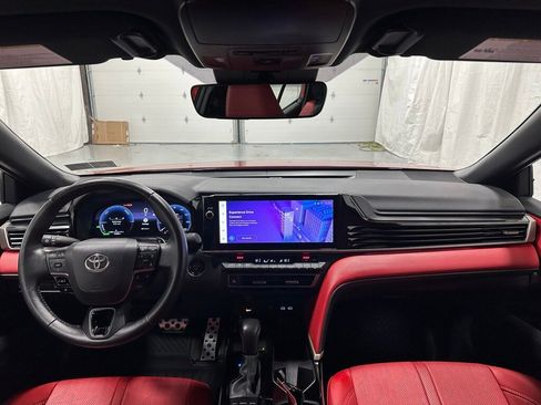 Used 2025 Toyota Camry XSE image 43