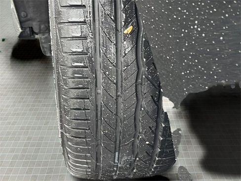 Used 2024 Ford Mustang Premium image 11