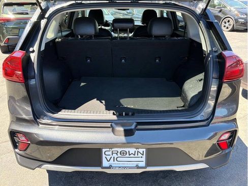 Used 2022 Kia Niro EX FWD image 19
