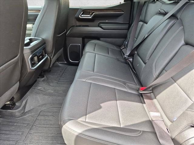 Used 2024 GMC Sierra 1500 Elevation w/ Elevation Premium Package AWD/4WD image 18